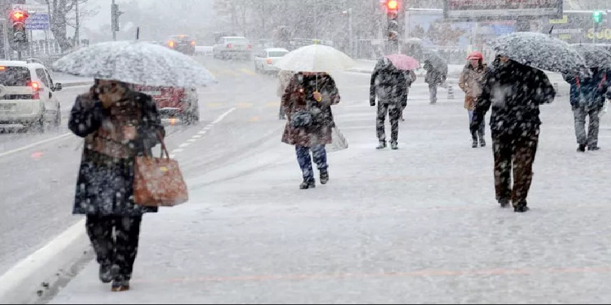 Meteoroloji Uzmanlarından Kış Uyarısı: La Nina Türkiye'yi Donduracak! Dondurucu Soğuklar Geliyor...