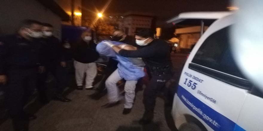 İzmir'in Karabağlar ilçesinde polise döner bıçaklı saldırı!