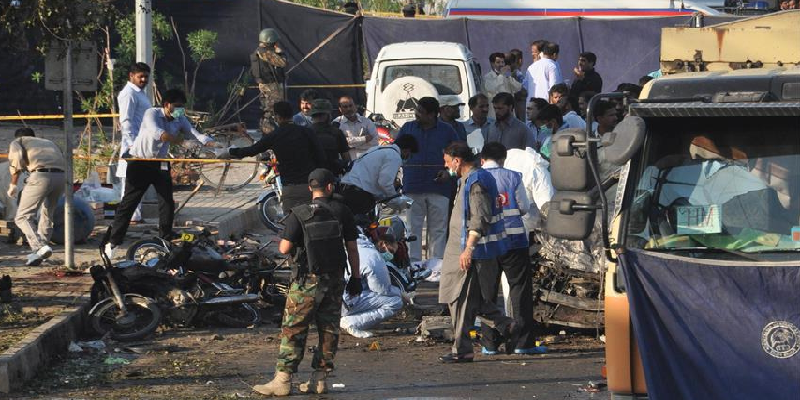 Belucistan kentinde bombalı saldırı 9 yaralı