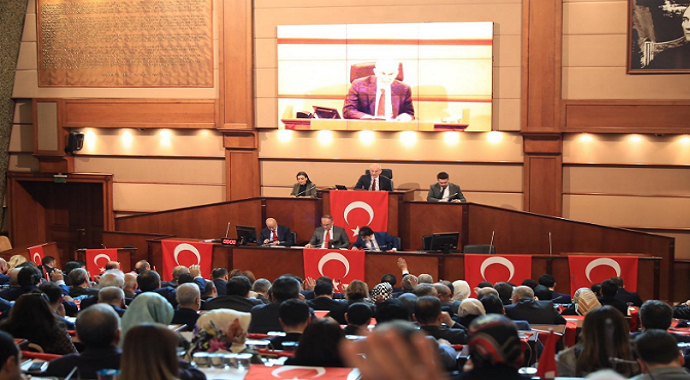 İstanbul Büyükşehir Belediyesi hareketli dakikalar yaşandı