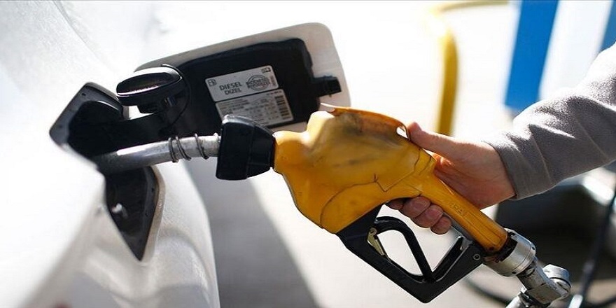 Sürücülere sevindiren haber verildi! Büyük müjde 15 Mayıs’a kadar geçerli! Benzin, motorin ve LPG’ye indirim yapıldı