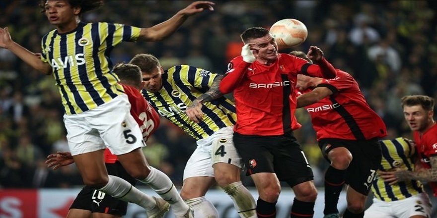 Temsilcimiz Fenerbahçe Geriye Düştüğü Maçta Rennes İle 3-3 Berabere Kaldı