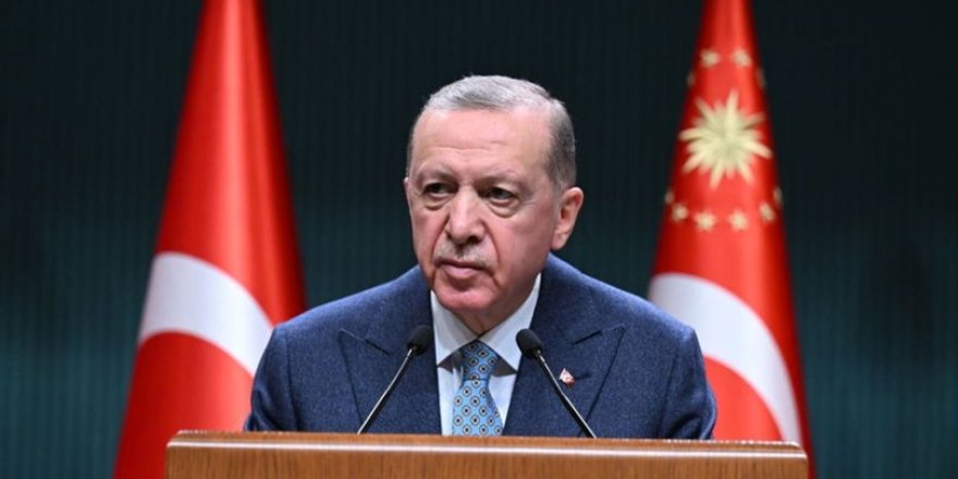 Cumhurbaşkanı Erdoğan’dan emekliye sevindiren açıklama geldi! Emekliye 3’Lü ödeme! Bayram jesti geldi!