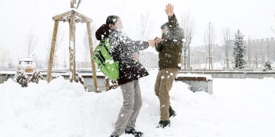 İstanbul'da yarın okullar tatil mi oldu? 6 Şubat Pazartesi İstanbul, Ankara, Bursa, Diyarbakır ve Malatya'da yarın okullar tatil mi olacak?