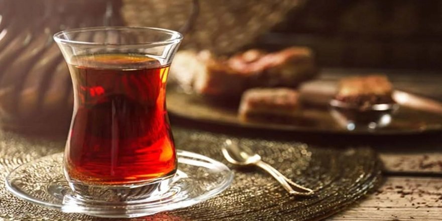 Çay Tiryakilerine Müjde!! Zincir Markette Çay 36 Liraya Düştü... İndirimi Duyan Markete Akın Etti