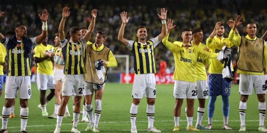 Fenerbahçe'nin Patronu İsmail Kartal'dan Şaşırtıcı Hamle: Alanyaspor'a Karşı 6 Değişiklik Birden...