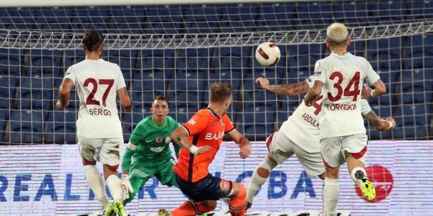 Yorumcu Erman Toroğlu, Muslera Eleştirisiyle Dikkat Çekti: 'Yerli Kaleci Hakkı...