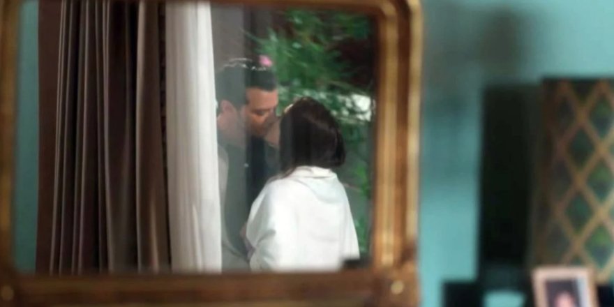 Bomba yasak aşk iddiası: Eşi mesajları yakaladı