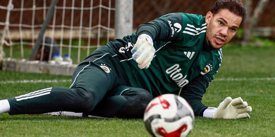 Ederson’dan Aziz Yıldırım’a Dikkat Çeken Telefon: “Fenerbahçe’de Kalmak İstiyorum” Mesajı