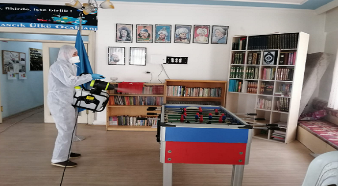 Osmancık’ta corona virüse karşı ilaçlama yapıldı