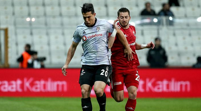 Beşiktaş, Vodafone Park'ta Erzincanspor'u Rahat Geçti!