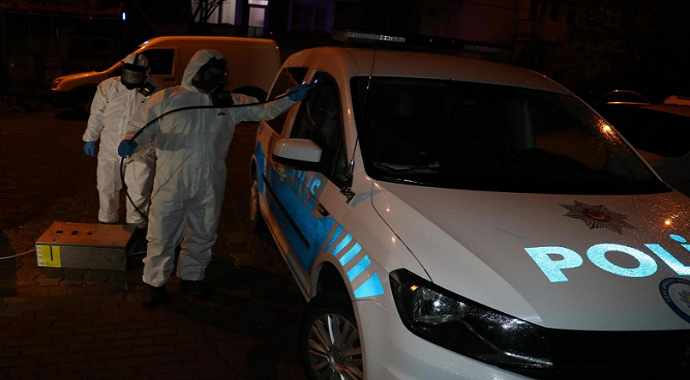 Uşak İl Emniyet Müdürlüğü binası ve araçlar dezenfekte edildi