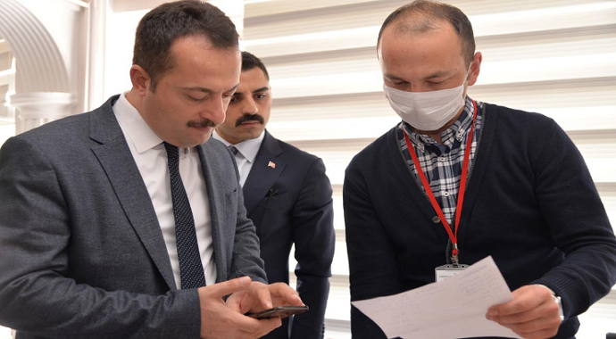 Bilecik Valisi Bilal Şentürk'ten Saadet nineye özel telefon
