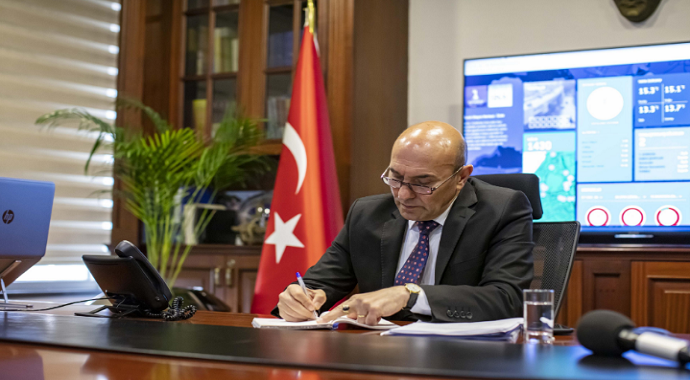 İzmir Belediyesinden ailelere 16 milyon liralık yardım