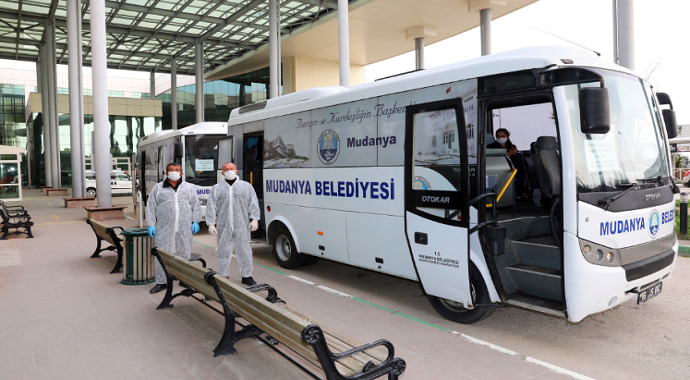Bursa Mudanya Belediyesi’nden sağlık çalışanlarına servis hizmeti