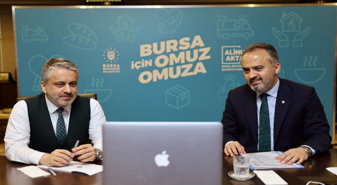 AK Parti Bursa İl Başkanı Bursa'da korona toplantısı