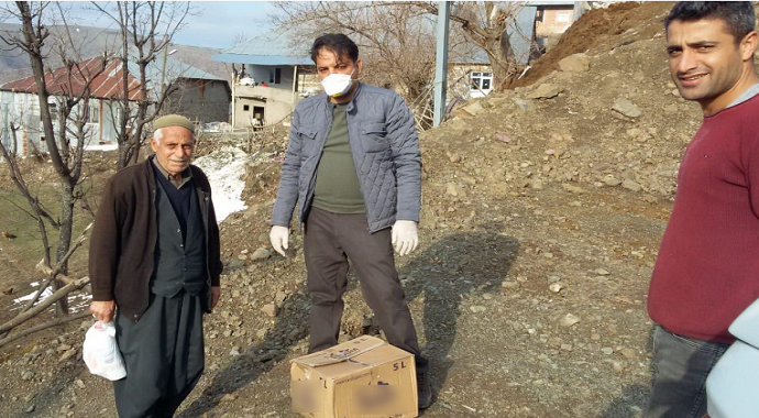 Korona virüsü tedbirleri kapsamında Sincik ilçesinde yaşlıların ihtiyaçları tek tek karşılanıyor