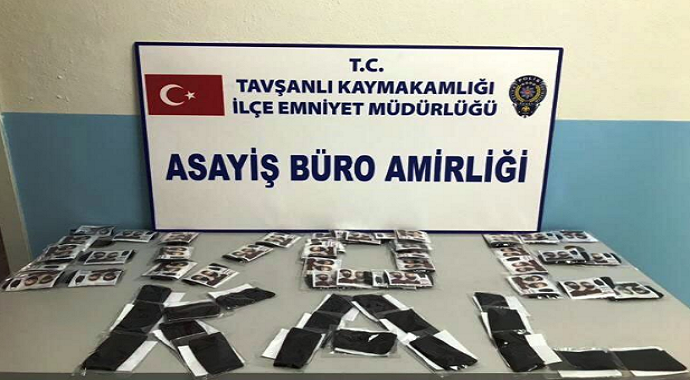 Kütahya’nın Tavşanlı ilçesinde 409 adet tıbbi maske ele geçirildi