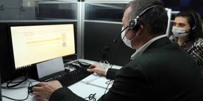 Kocaeli Büyükşehir Belediye Başkanı Büyükakın, ALO 153’e gelen çağrıları cevapladı