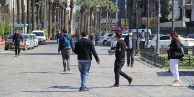 İzmir sokağa çıkma yasağının sona ermesiyle hareketlendi