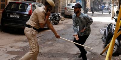 Hindistan'da sokağa çıkana 500 kez "özür dilerim" yazma cezası