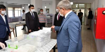 Karabük Maske üretim makinesi ile maske üretimine başlandı