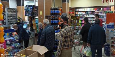 48 saatlik yasak sonrası Devrekliler manav ve marketlere akın ettiler