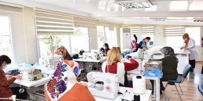 Altıeylül Belediyesi'nden maske üretecek vatandaşlara maske başına ödeme