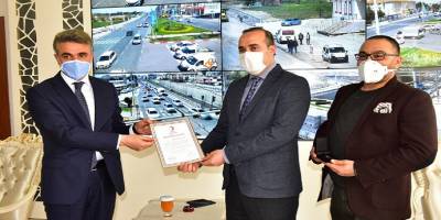 10 defa düzenli kan bağışladı bronz madalya ve berat aldı