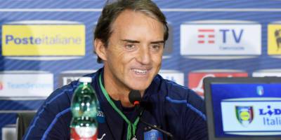 Mancini: Balotelli futbolu düşünüyorsa ona tüm kapılar açık