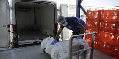 Antalya'da Çölyak hastalarına gıda yardımı sürüyor