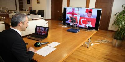 Çayırova Belediye Başkanı Çiftçi, çocukların coşkusuna video konferansla ortak oldu