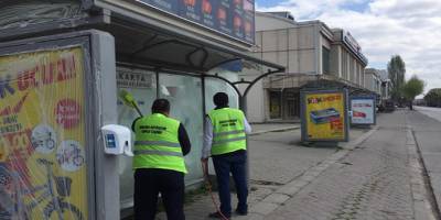 Sakarya'da 4 günlük sokağa çıkma kısıtlamasında duraklar ve şehir temizleniyor