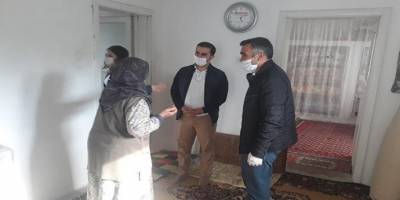 Gaziantep Yavuzeli Kaymakamlığından gıda paketi ve maske yardımı