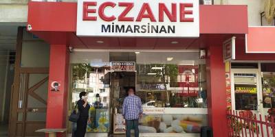 Denizli Eczacılar Odası Başkanı Özdemir: ücretsiz maske dağıtımına devam ediliyor