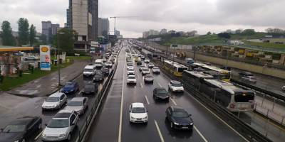 İstanbul'da trafik yoğunluğu alışılmış haline geri döndü