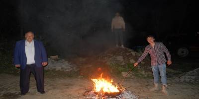 Tekirdağ'ın Malkara ilçesinde hıdrellez ateşi yakıldı