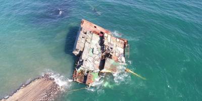 Şile'de 17 ay sonra parçalanarak karaya çıkartılan gemi havadan görüntülendi