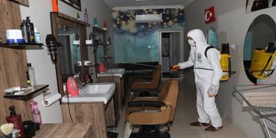 Bursa Mudanya'da kuaför ve berberlere ücretsiz dezenfekte