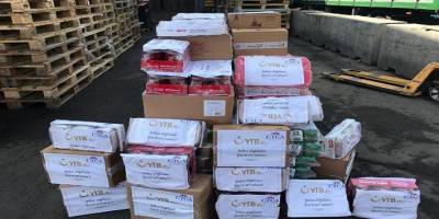 Türkiye İngiltere’de yaşayan Türk vatandaşları için yardım gönderdi