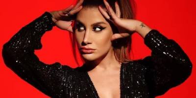 İrem Derici, Cinsel Hayatını tek Cümlelik Şarkı Sözüyle Anlattı