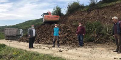 Düzce İl Özel İdaresi ekipleri heyelan bölgesinde hummalı bir çalışma başlattı