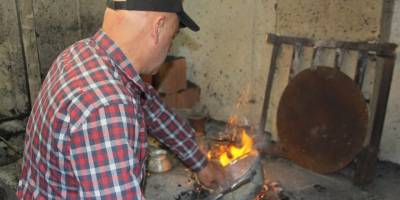 Samsun'da 44 yıllık kalay ustası Mustafa Yüksel: Bakır kaplar revaçta