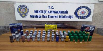 Muğla'nın Menteşe ilçesi girişindeki Uygulama noktasında ruhsatsız tüfek ve fişek ele geçirildi