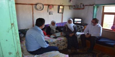 Ankara Nallıhan'da şehit anneleri ve asırlık çınarlar anneler gününde unutulmadı