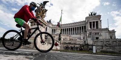 İtalya'da son 24 saatte Covid-19'dan 78 kişi hayatını kaybetti