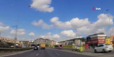 E-5'te hafriyat kamyonu faciaya davetiye çıkardı