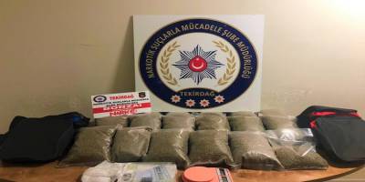 Tekirdağ’da Polisi görünce 13 kilo bonzaiyi arabada bırakıp kayıplara karıştı