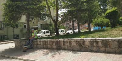 Afyonkarahisar’da hava sıcaklığından dolayı sokaklar boş kaldı