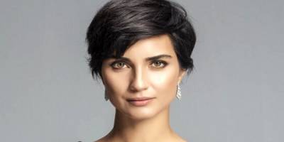 Tuba Büyüküstün, 3 yıldır aşk yaşadığı Umut Evirgen ile ilişkisini bitirdi!